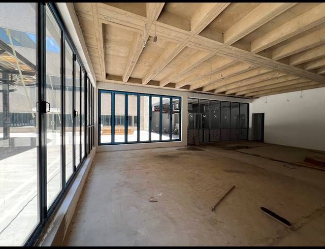 345M² RETAIL TO LET IN ROSEBANK